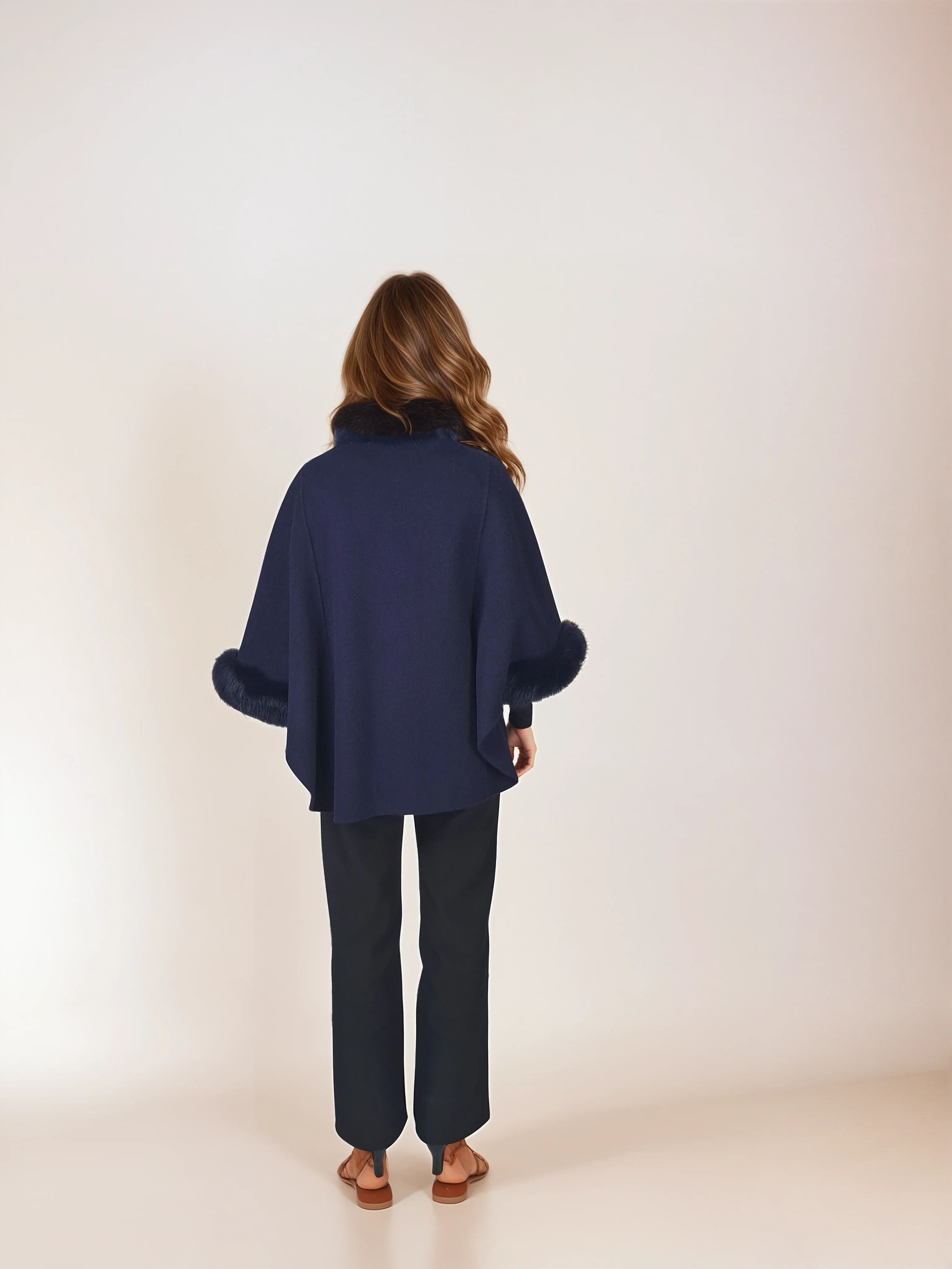 Damini Poncho, 75 cm. - Uld - Kvinder - Navy - Image 5