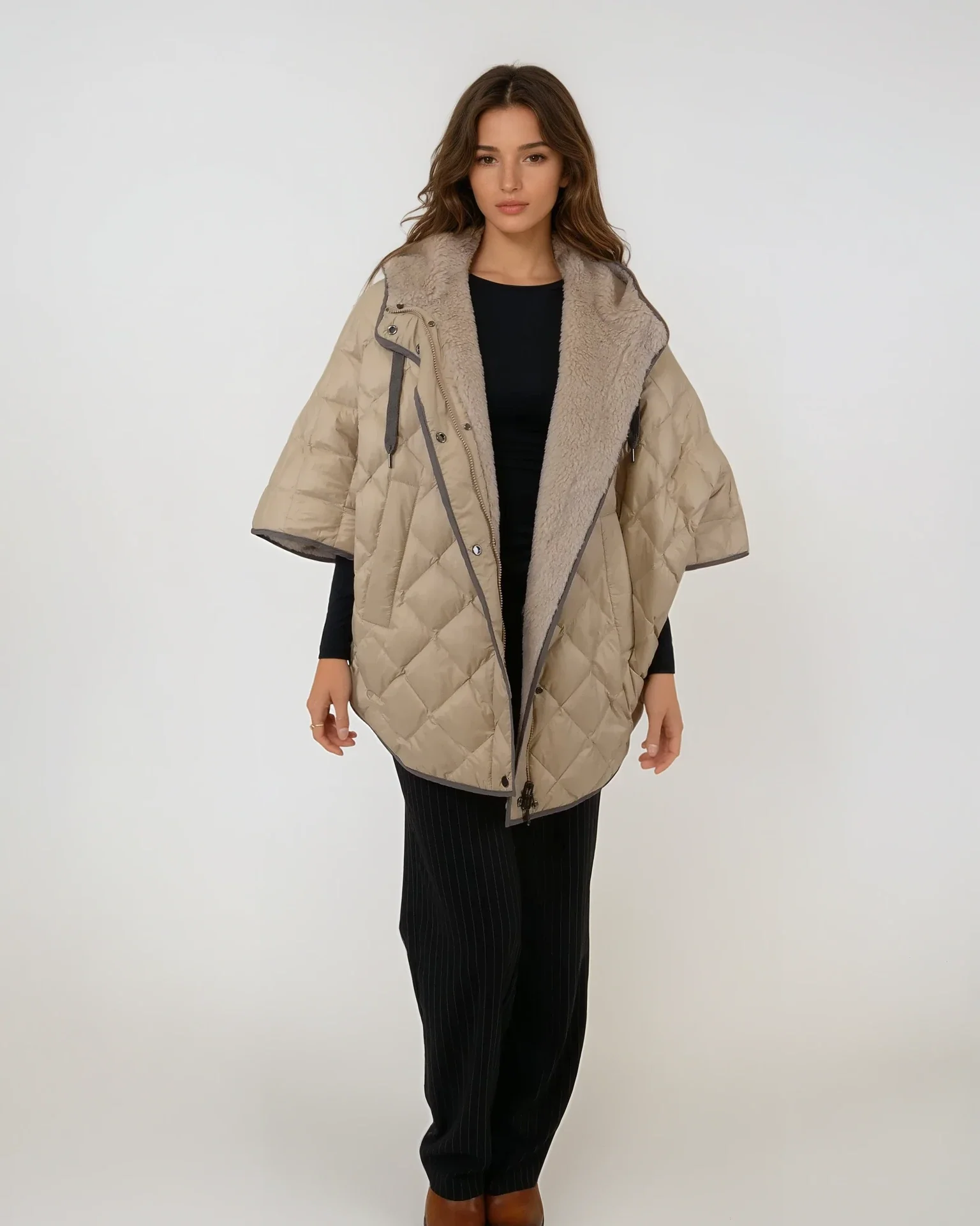 Iseult Poncho, 76 cm. - Tekstil - Kvinder - Kamel - Image 2