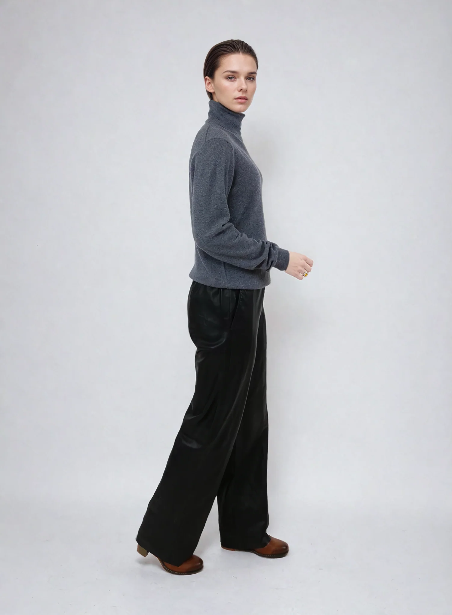 SY -23031 Turtleneck - 100% PureCashmere - Accesories - mørkegrå - Image 2