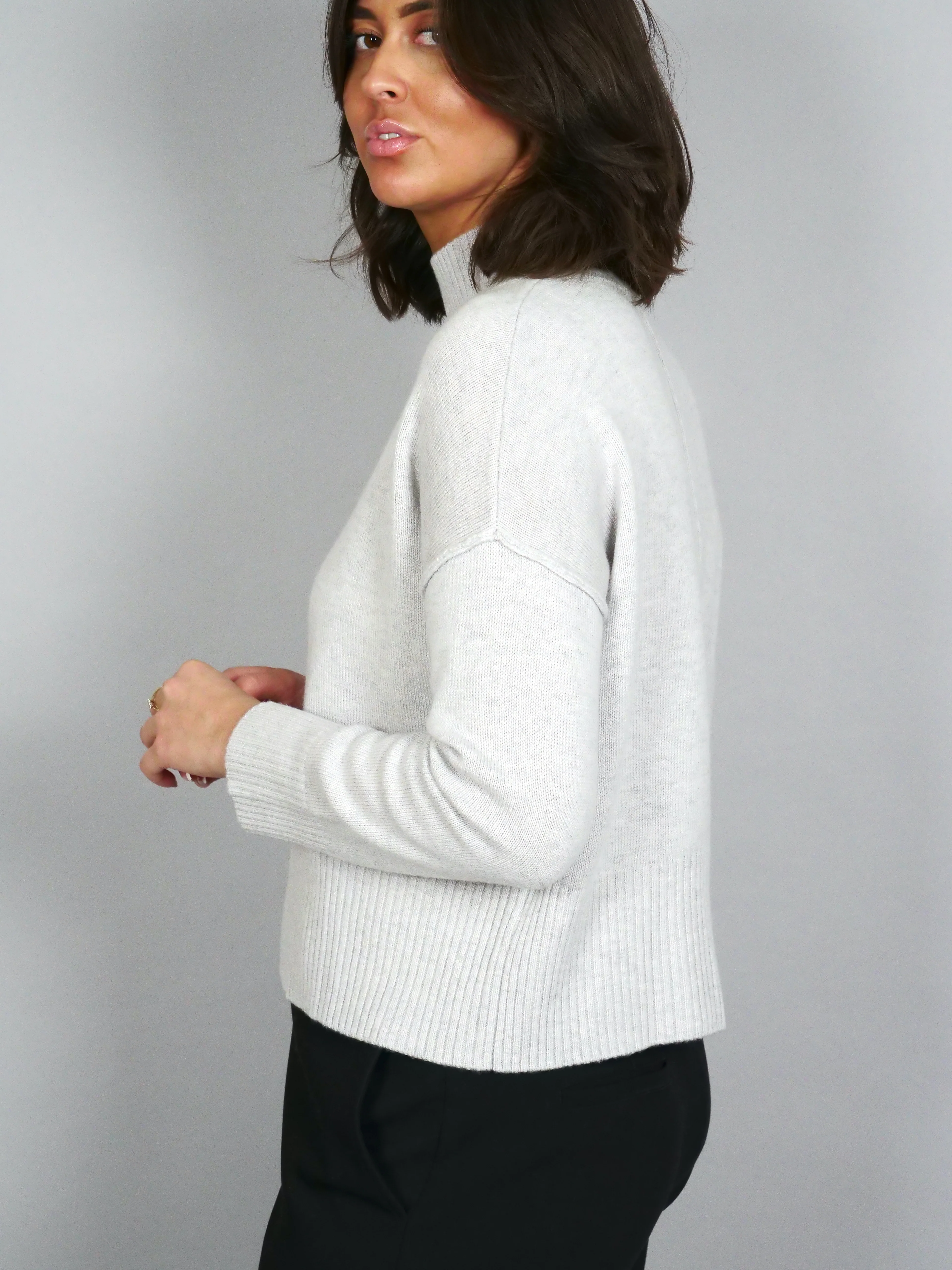 SY-23080 Sweater - 100% uld strik - Dame - Lysegrå - Image 4