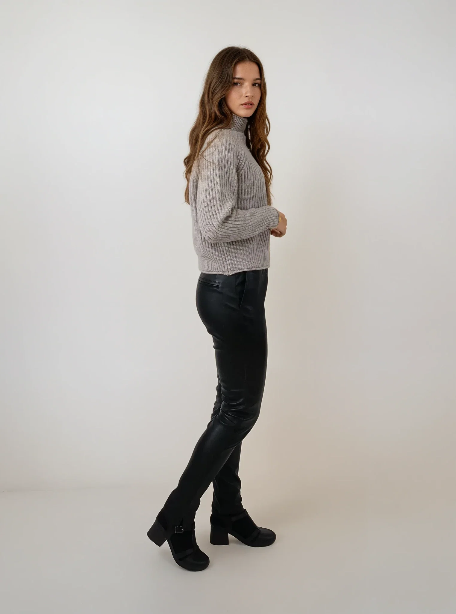 ZMSY-23516 Sweater - 100 % ren kashmir - Damer - Mørk creme - Image 3
